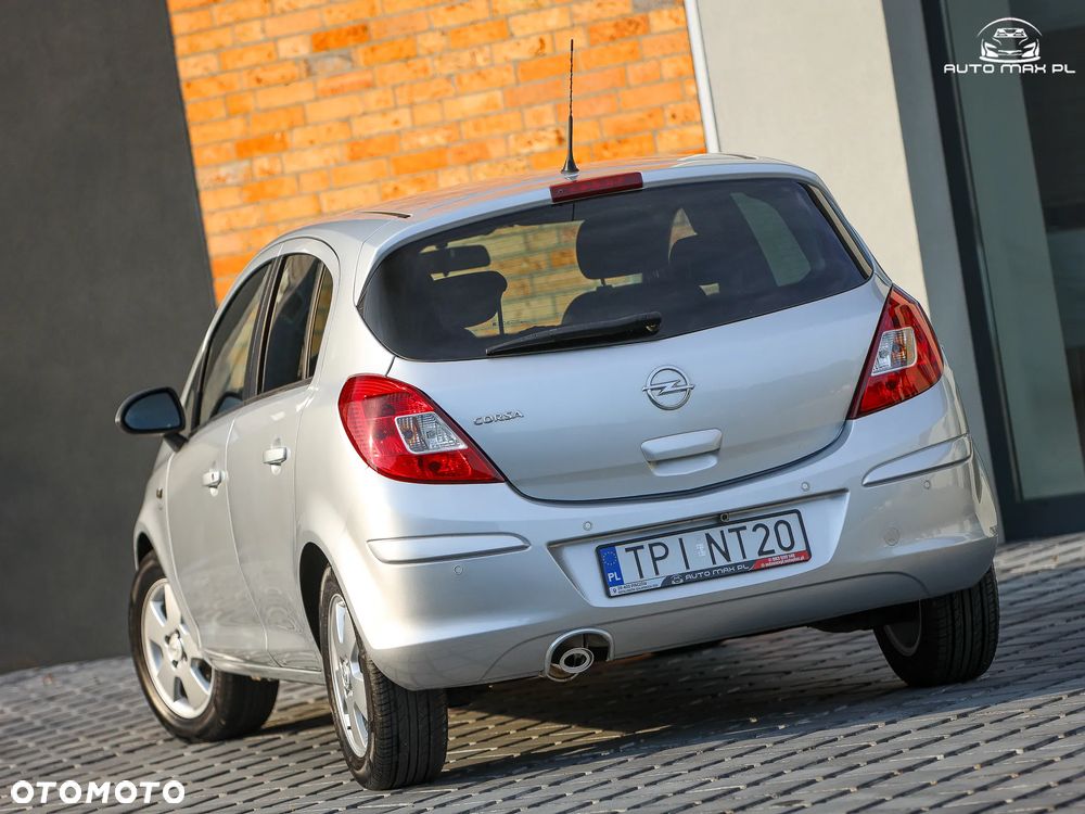 Opel Corsa 1.4 16V Satellite - 8