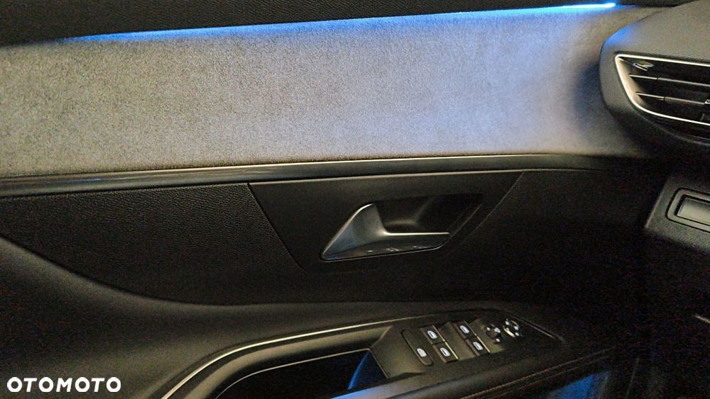Peugeot 5008 1.5 BlueHDi GT S&S EAT8 - 19