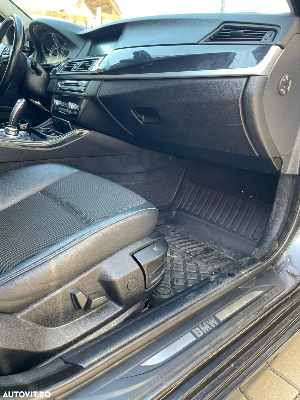 BMW Seria 5 520d Touring Aut. - 11