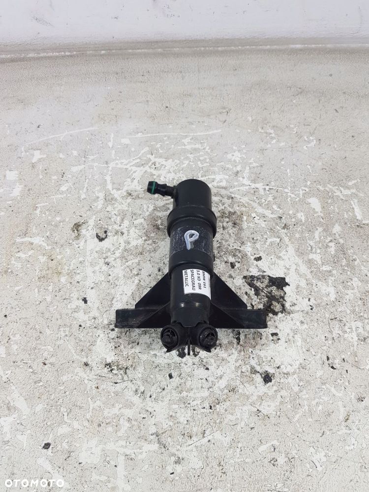spryskiwacz lampy prawy przód bmw e60 e61 lci eu - 2