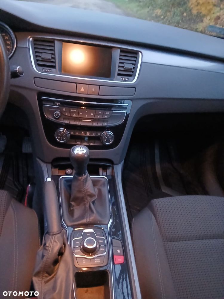 Peugeot 508 - 8