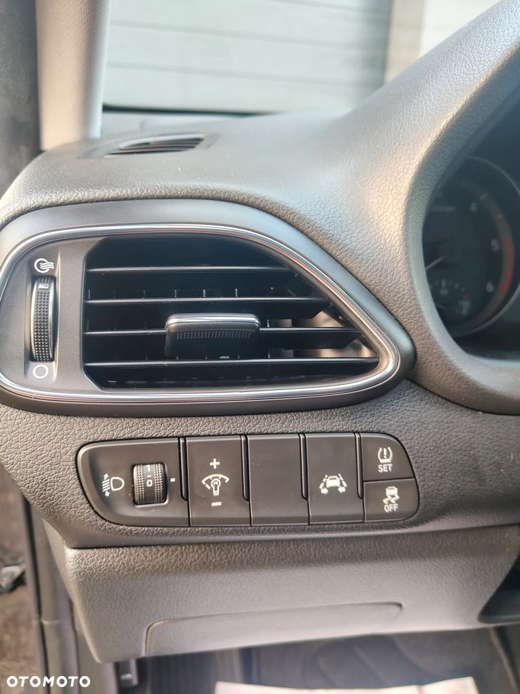 Hyundai i30 1.6 CRDI Select - 15