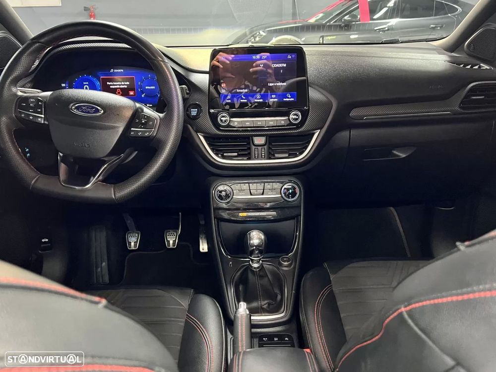 Ford Puma 1.0 EcoBoost MHEV ST-Line X Vivid Ruby Edition - 29