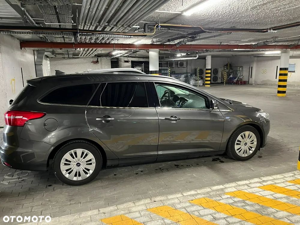 Ford Focus - 1