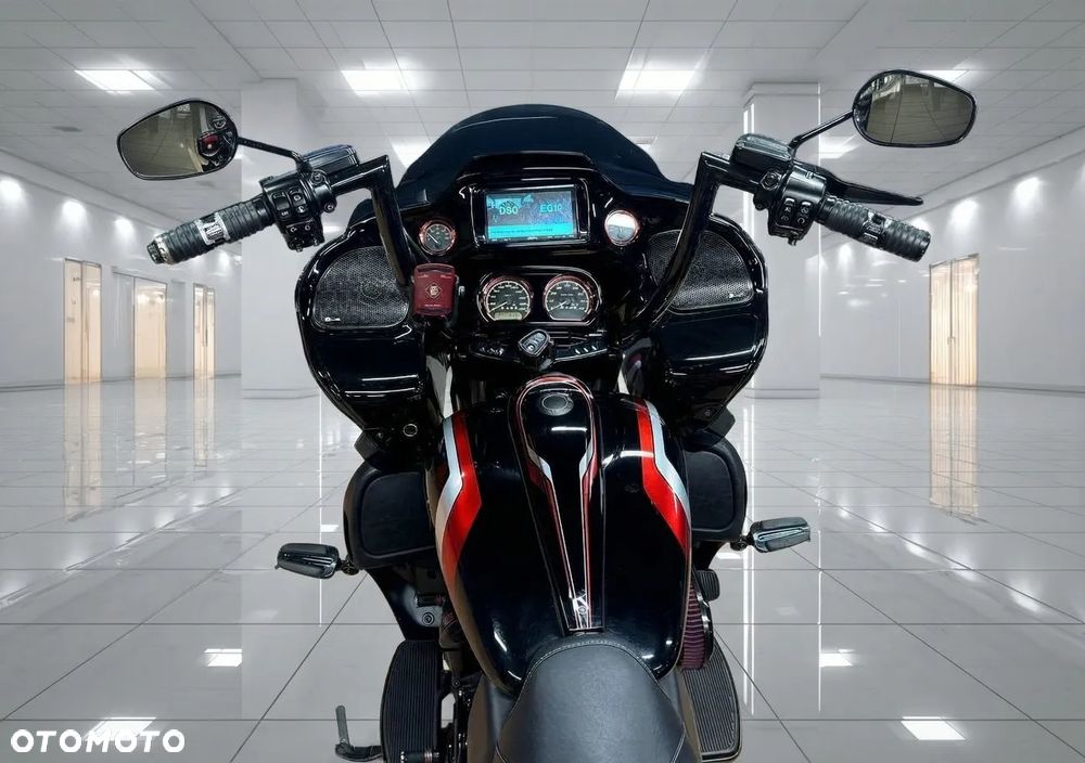Harley-Davidson Touring Road Glide - 8