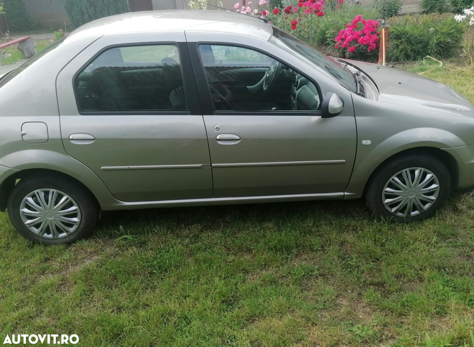 Dacia Logan 1.2 16V Laureate - 5