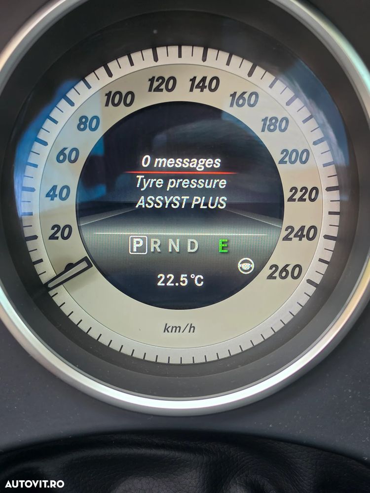 Mercedes-Benz CLS 350 d 4MATIC Aut - 32