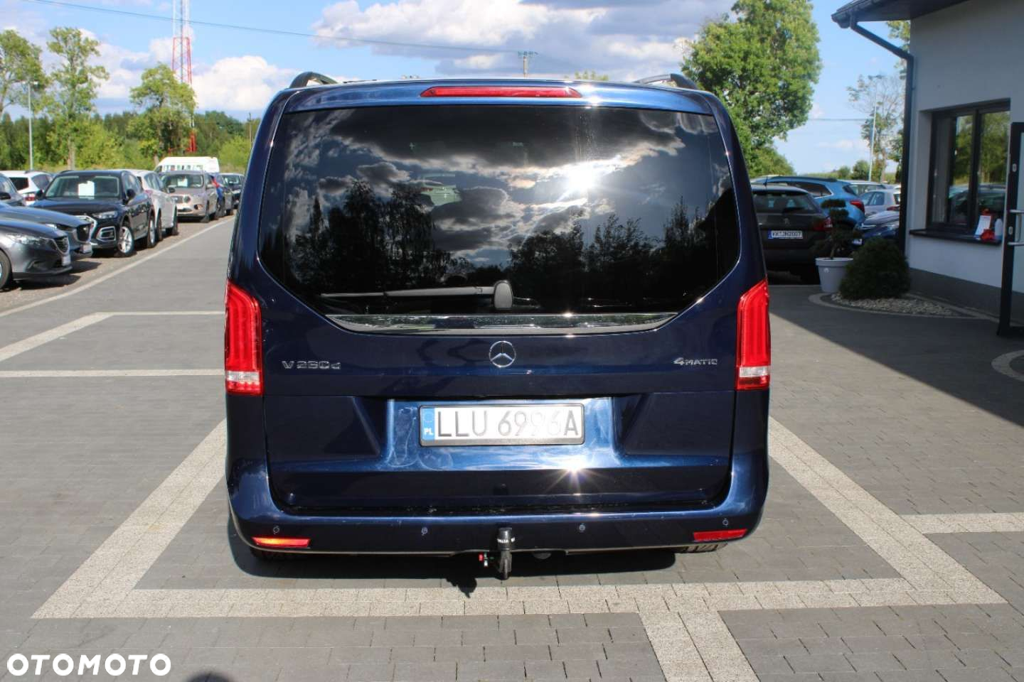 Mercedes-Benz Klasa V - 6