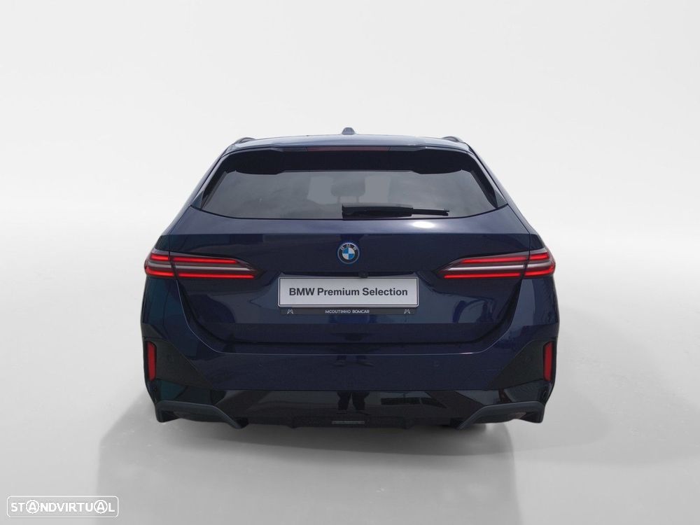 BMW 530 e Pack Desportivo M - 4