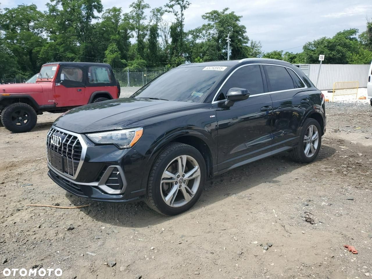 Audi Q3 - 1