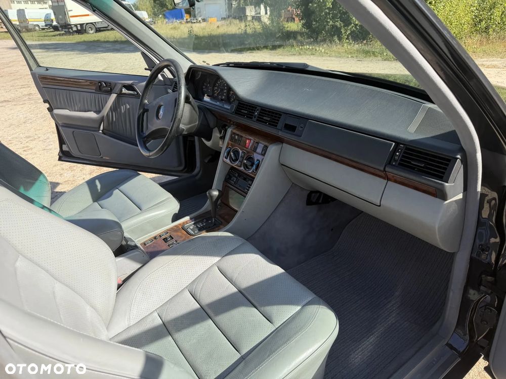 Mercedes-Benz W124 (1984-1993) - 15