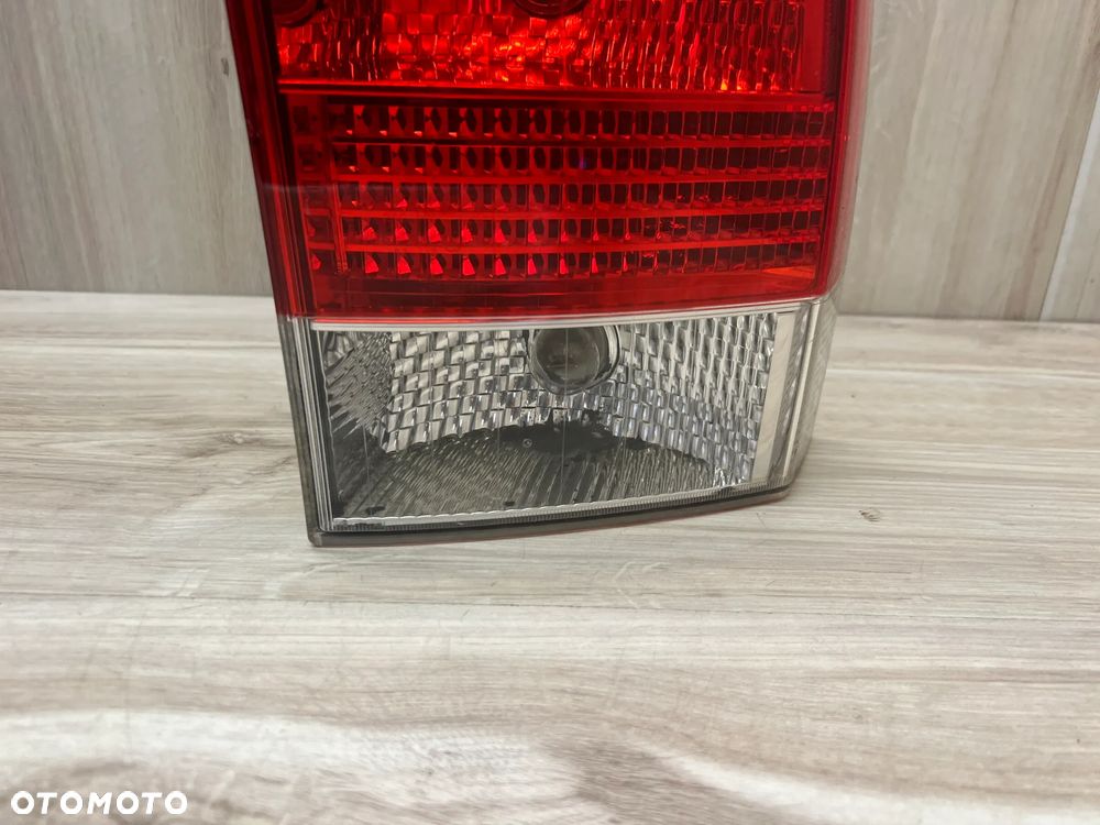 LAMPA TYLNA PRAWA VOLVO XC70 V70 II LIFT - 6