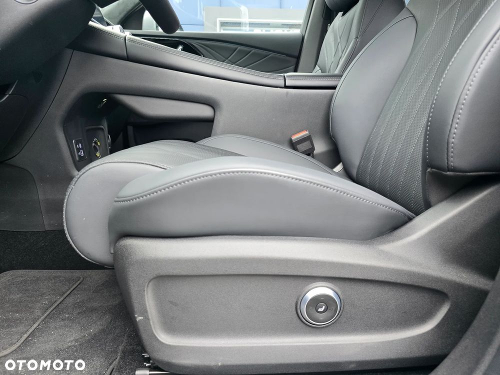 Omoda 9 1.5 Super Hybrid Exclusive AWD - 13