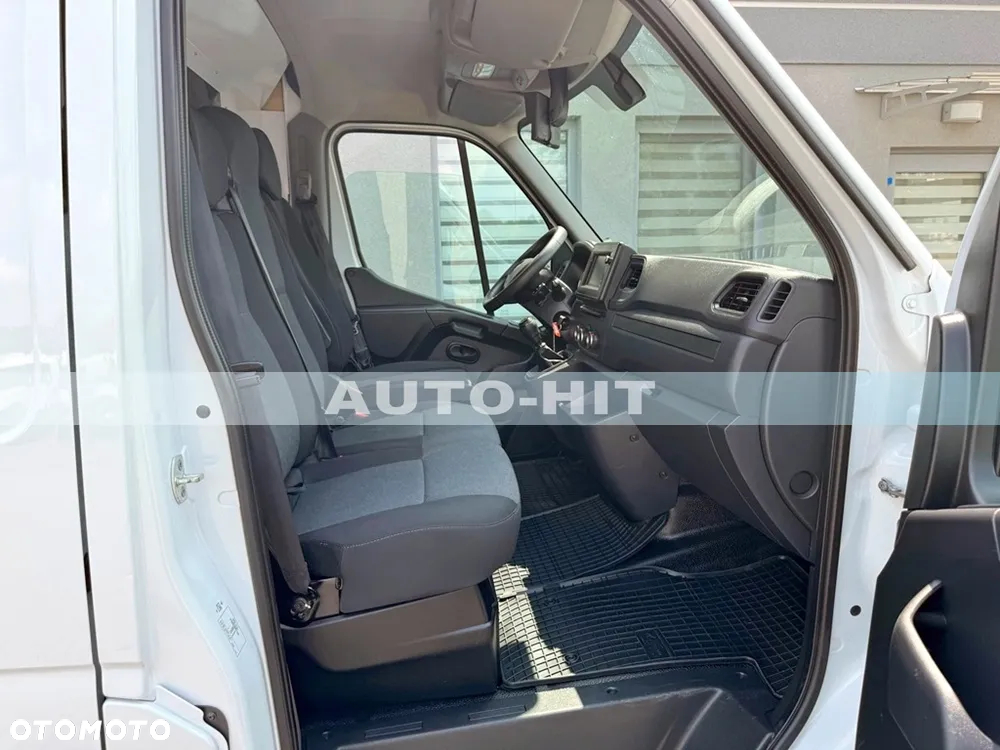 Renault Master - 18