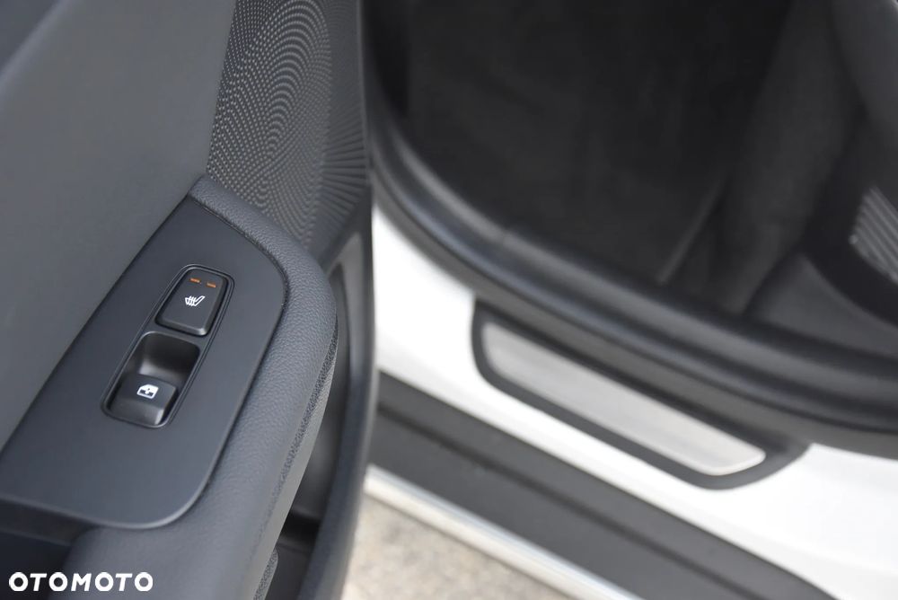 Kia XCeed 1.6 GDI DCT6 OPF PLATINUM - 24