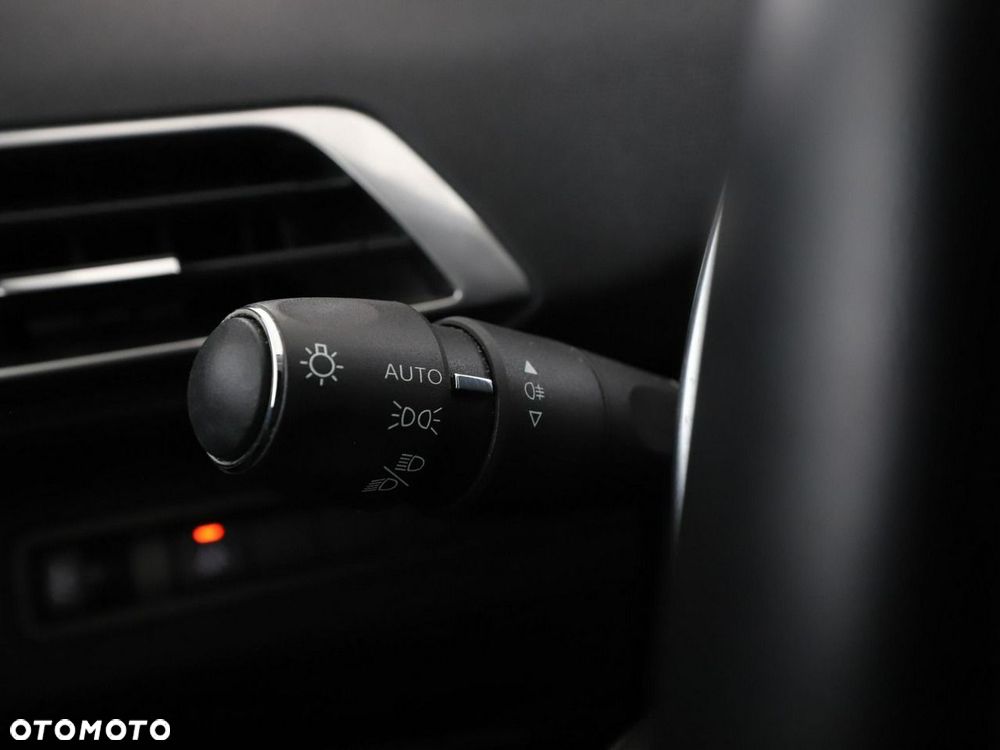 Peugeot 5008 BlueHDi 130 EAT8 Allure - 37