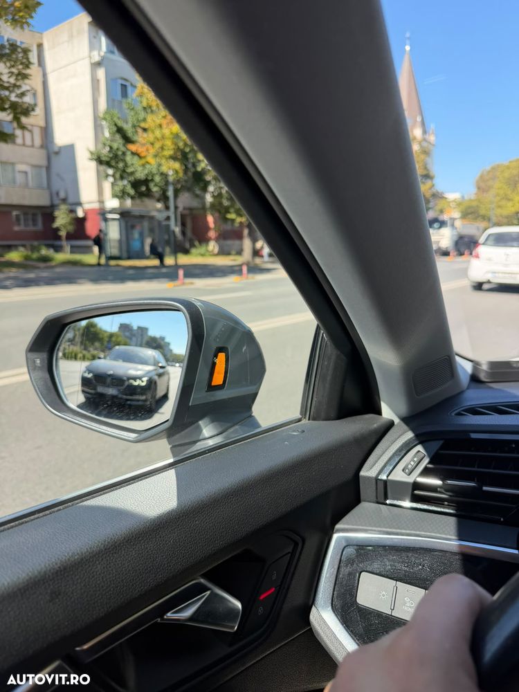 Audi Q3 - 18