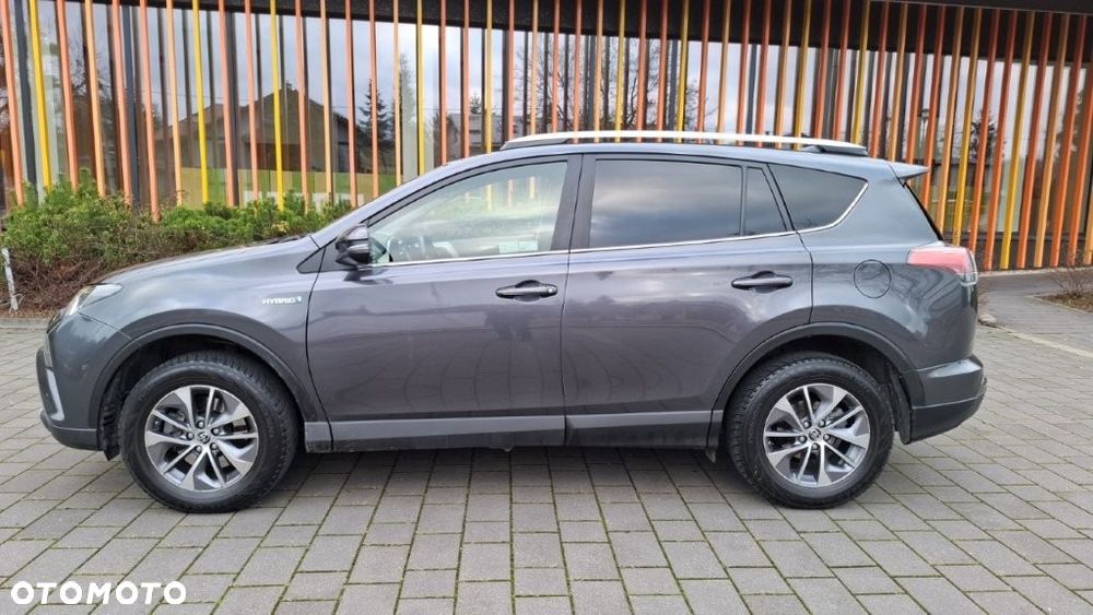 Toyota RAV4 - 4