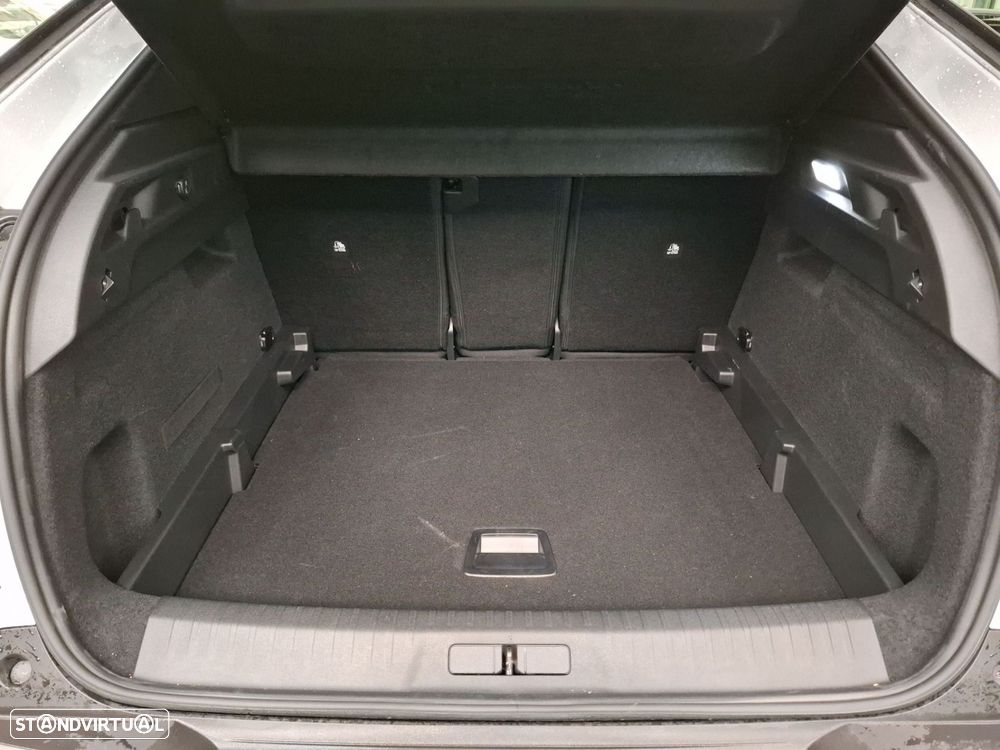 Peugeot 3008 1.6 Plug-in Hybrid Allure e-DCS7 - 24