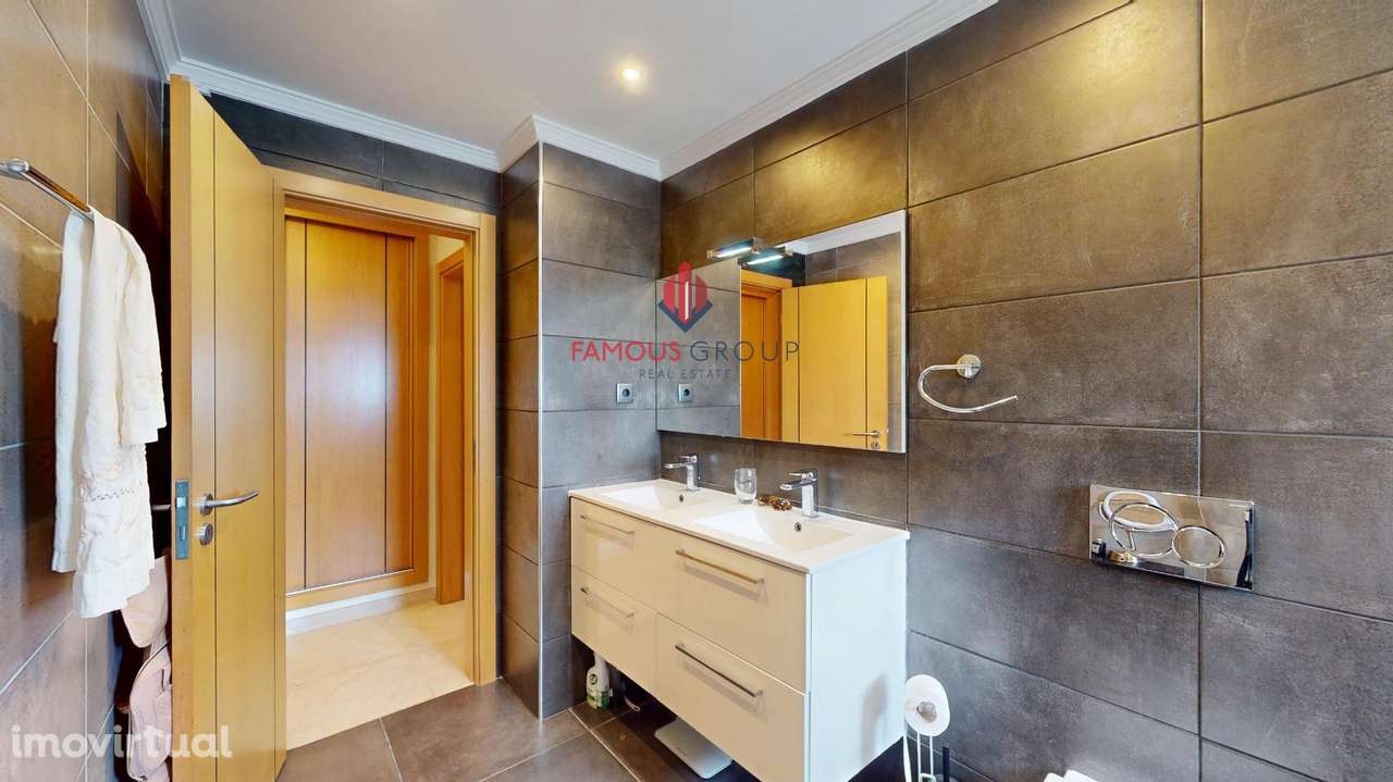 Moradia T2+1 c/ Garagem em Ferragudo - Grande imagem: 5/56