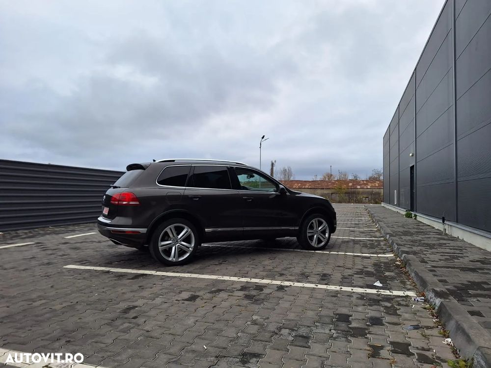 Volkswagen Touareg 3.0 V6 TDI SCR Blue Motion DPF Automatik Exclusive - 23