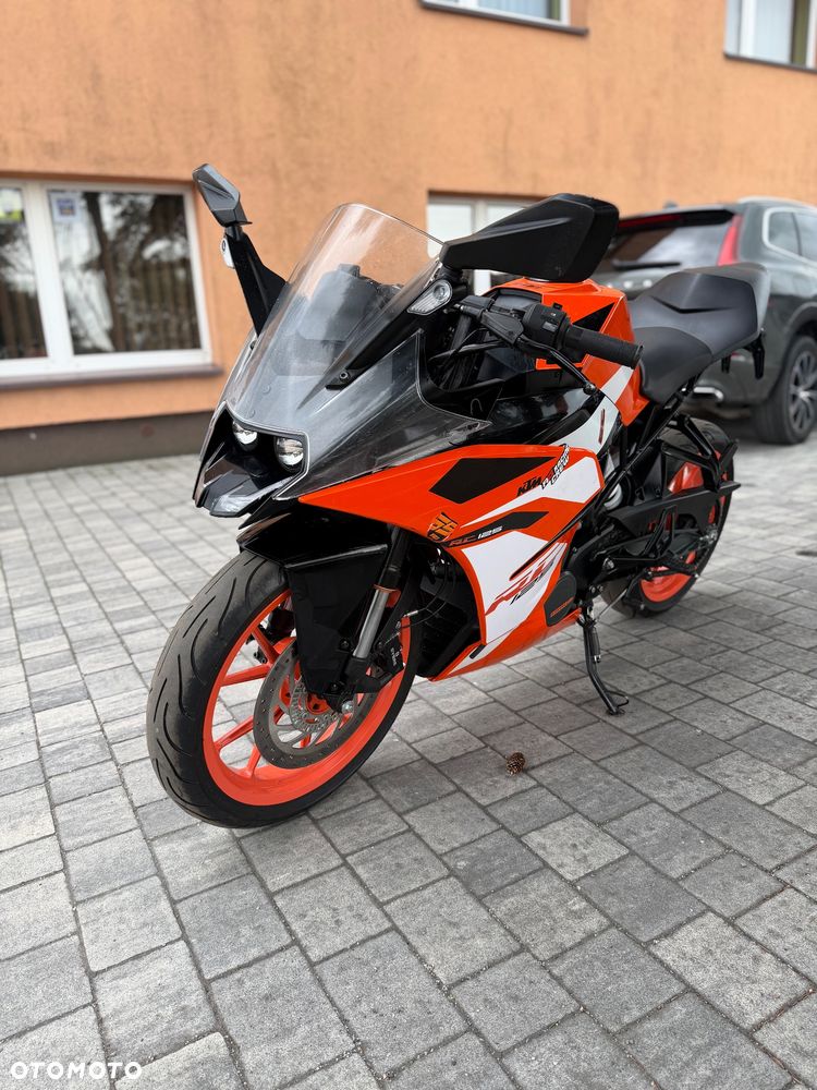 KTM RC 125 - 6