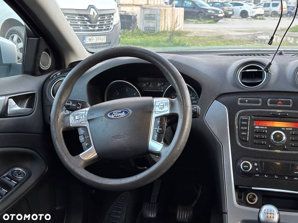Ford Mondeo 2.0 TDCi Titanium - 17