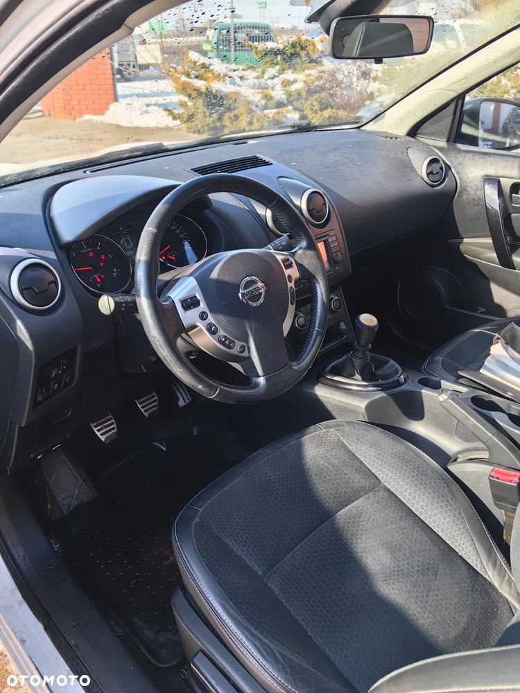 Nissan Qashqai 1.6 dCi 360 S&S - 13