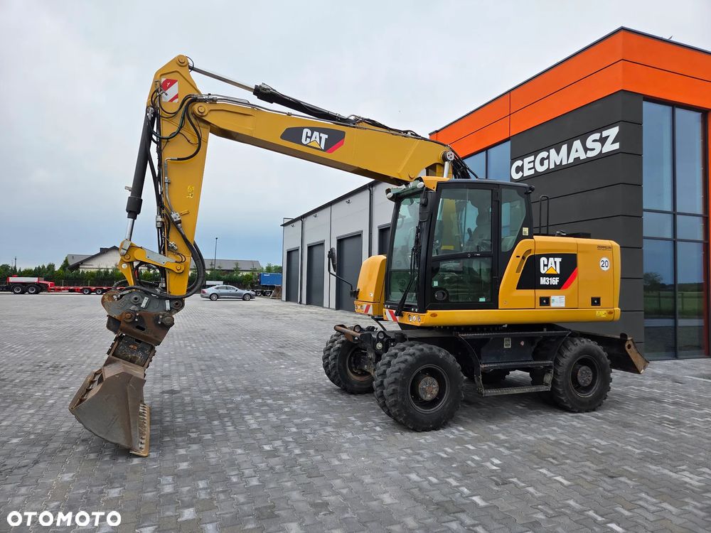 Caterpillar M316F / z Niemiec / - 1