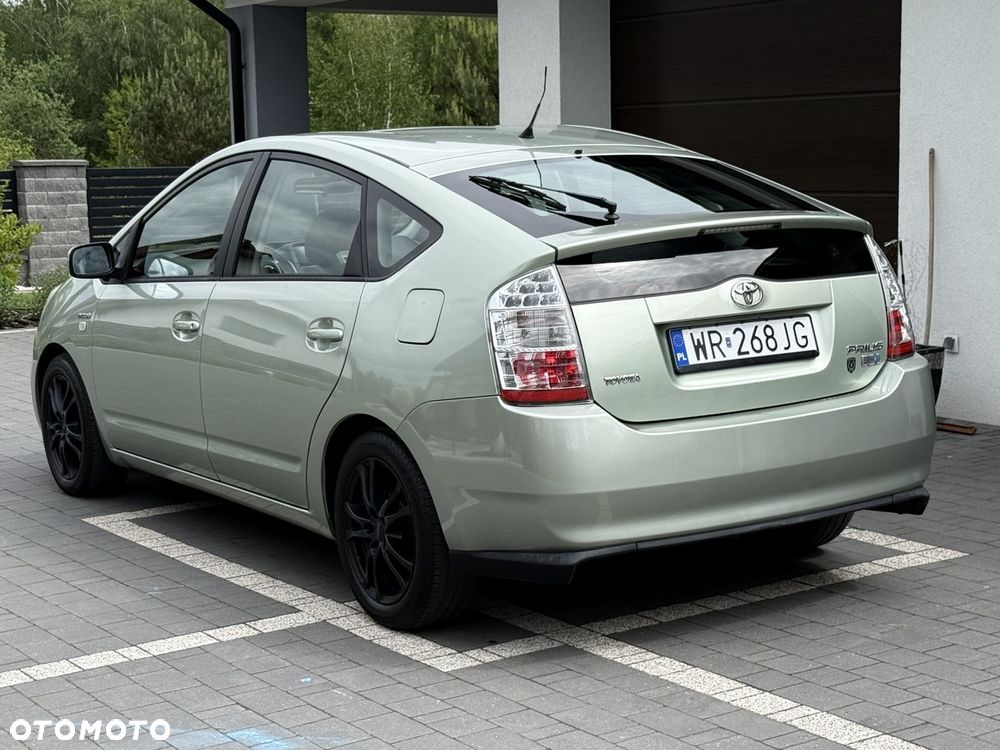 Toyota Prius 1.5 VVT-i Sol - 5