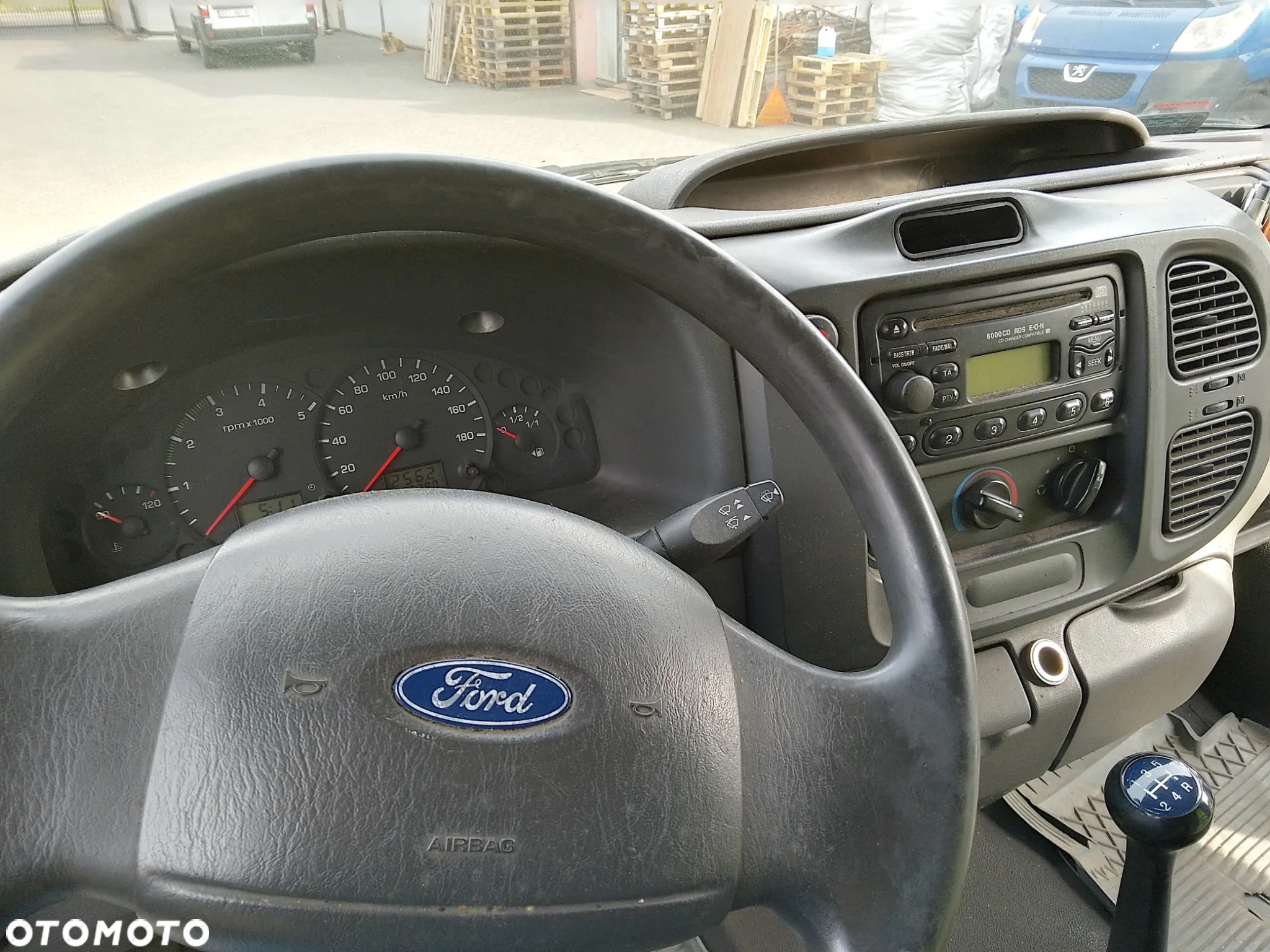 Ford Transit - 10