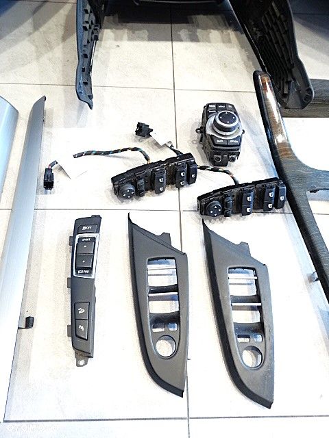 X3 F25 Euro Skóra Nevada Ambiente Grzane Pompowane Fotele Rolety Pamięć Przeszycia Podłokietnik Boczki Podświetlane Wiązki - 31