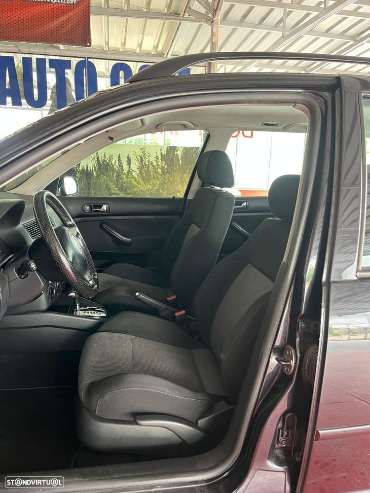 VW Golf Variant 1.9 TDi Confl Tip AC - 22