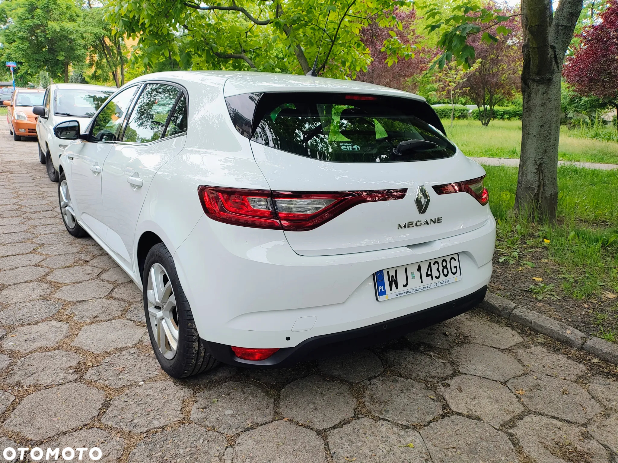 Renault Megane 1.6 SCe Zen - 2