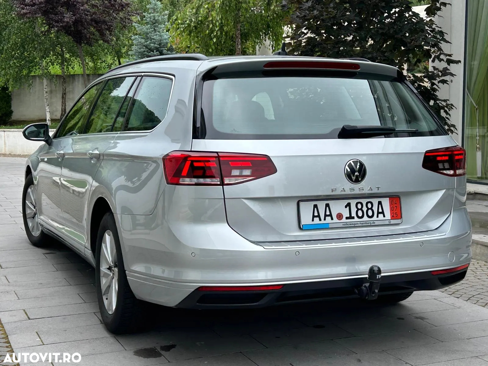 Volkswagen Passat Variant 2.0 TDI SCR DSG Business - 8