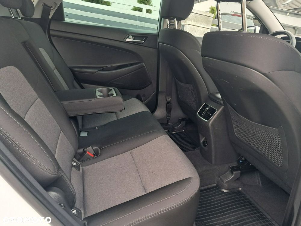 Hyundai Tucson - 12