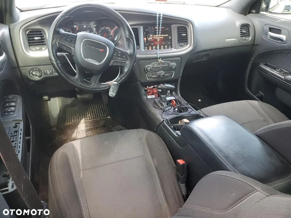 Dodge Charger 3.6 SXT AWD - 7