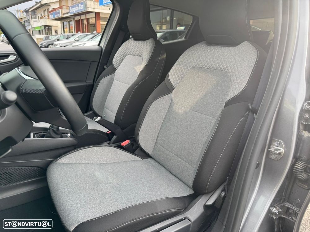 Renault Clio 1.0 TCe Evolution - 9