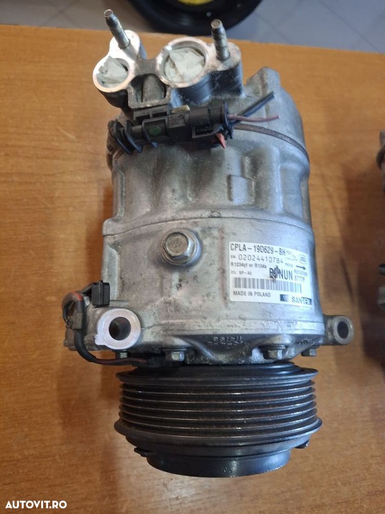 Compresor aer condiționat Range Rover Sport 3.0 2.0D - 6