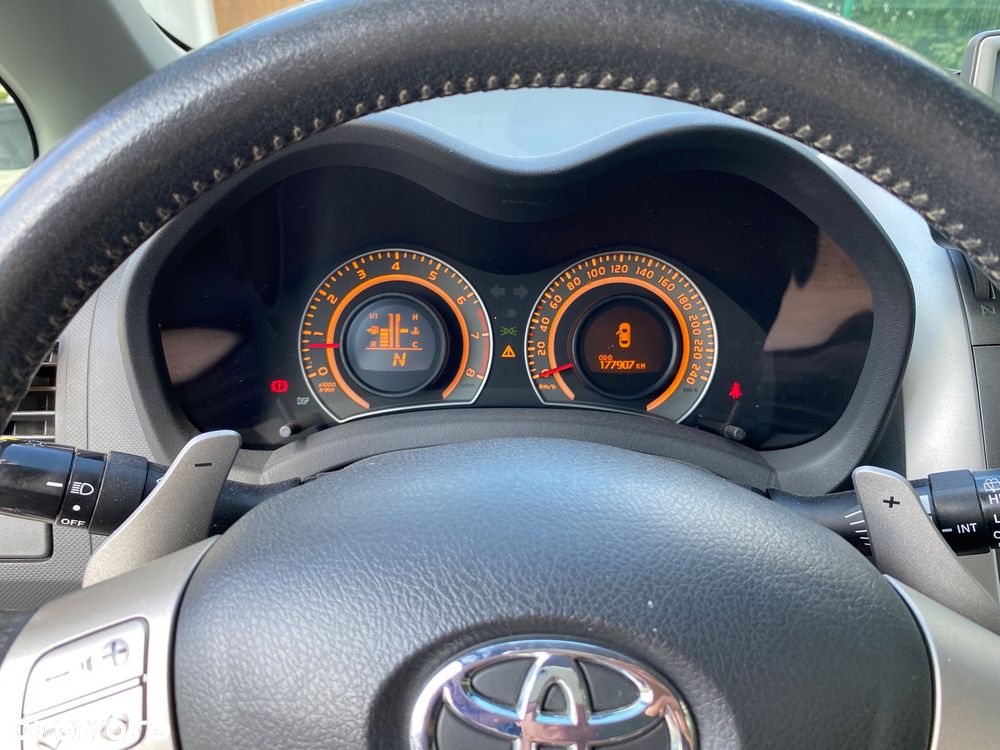 Toyota Auris 1.6 VVT-i Luna MM - 12