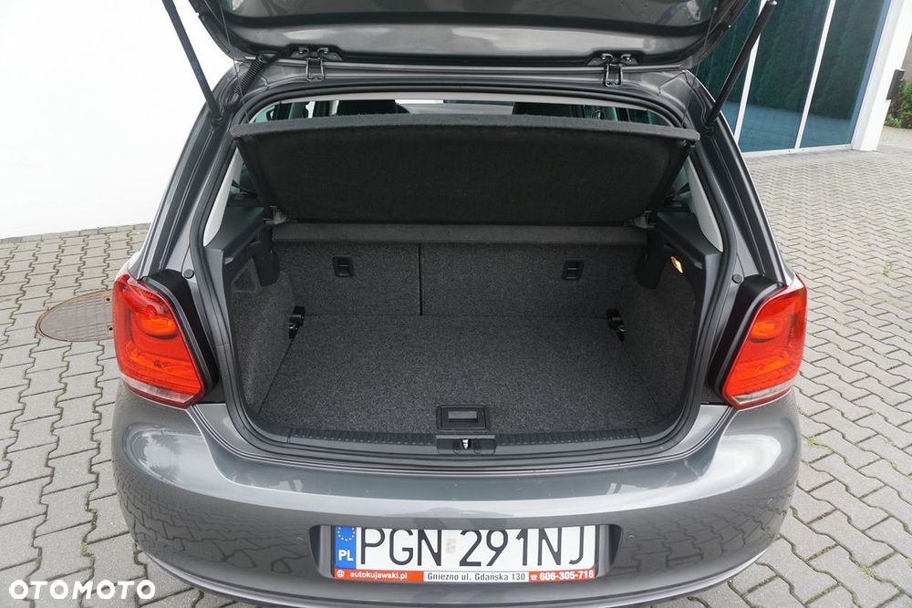 Volkswagen Polo 1.2 Comfortline - 31