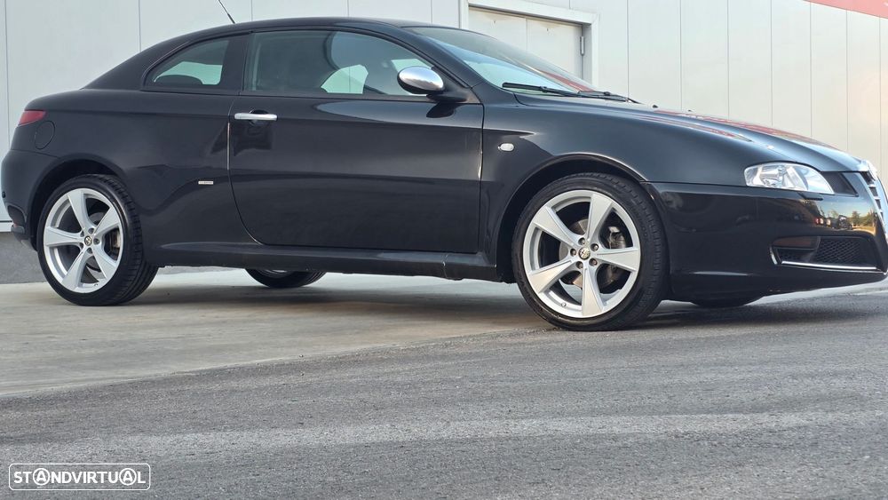 Alfa Romeo GT 1.9 JTD M-JET Q2 - 5
