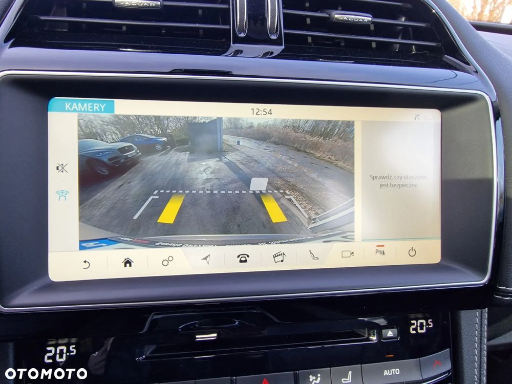 Jaguar F-Pace 20d AWD R-Sport - 9