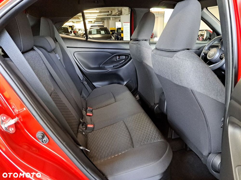 Toyota Yaris Cross Hybrid 1.5 Style - 14