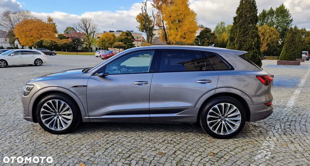 Audi e-tron 55 Quattro S Line - 6