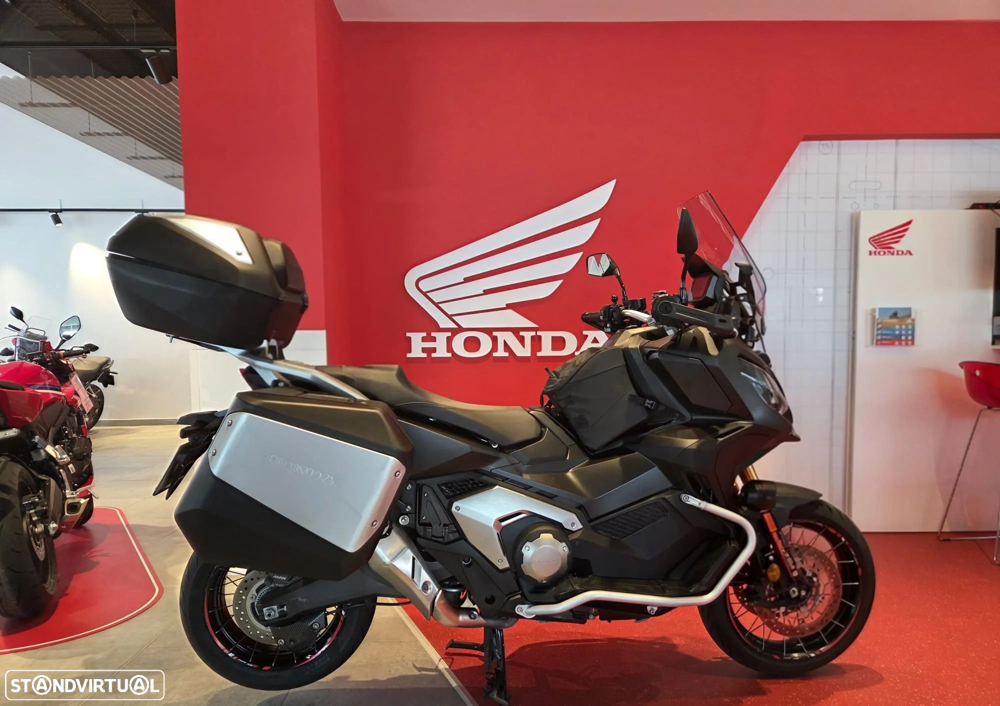 Honda X-ADV 750 - 1