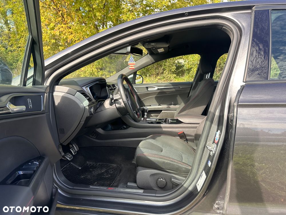 Ford Mondeo 1.5 EcoBoost ST-Line - 12