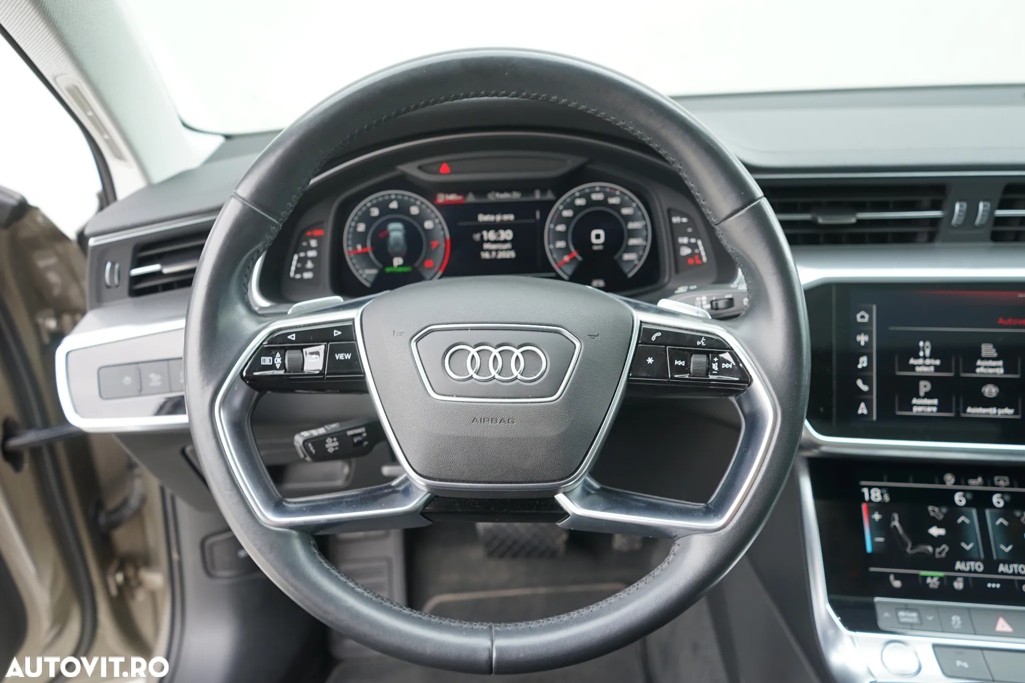 Audi A6 Avant 2.0 45 TFSI S tronic Design - 12