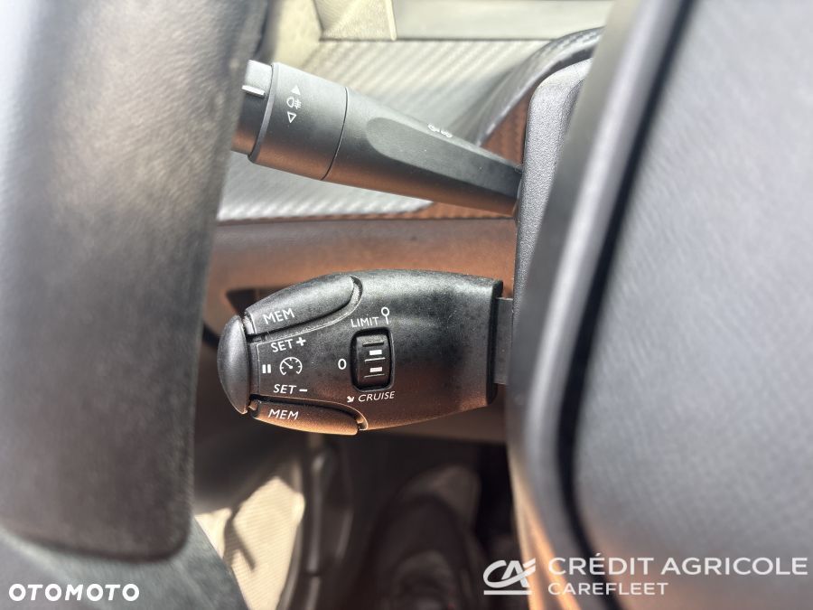 Peugeot 208 1.2 PureTech Like S&S - 24