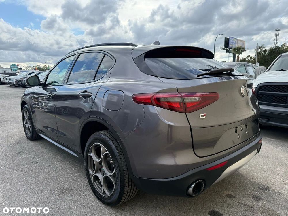 Alfa Romeo Stelvio 2.0 Turbo Q4 - 5